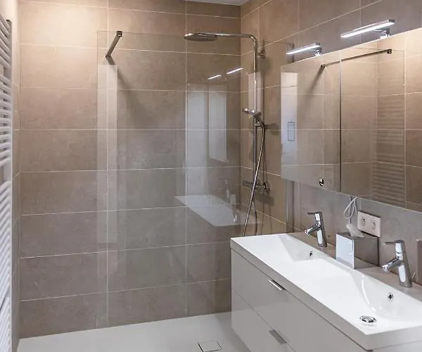 Petunia - Casselbergh Residences شقة دي هان